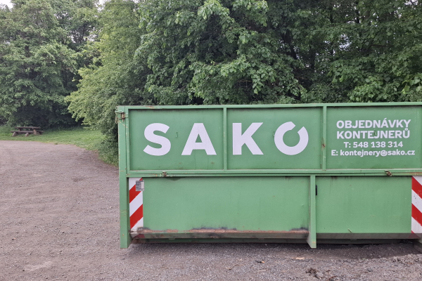 Kontejner na bioodpad na Panském kopci