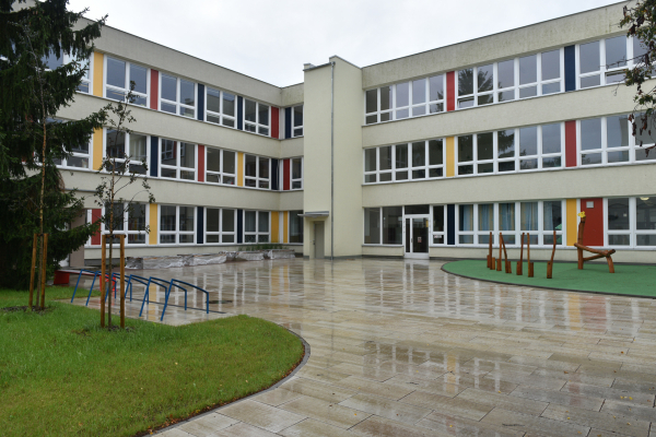 Reakce zřizovatele na vyjádření ředitelky školy k návrhu na odvolání ředitelky ZŠ a MŠ Pastviny