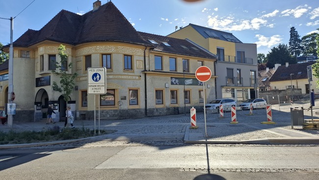 dopravní značení u Staré hasičky