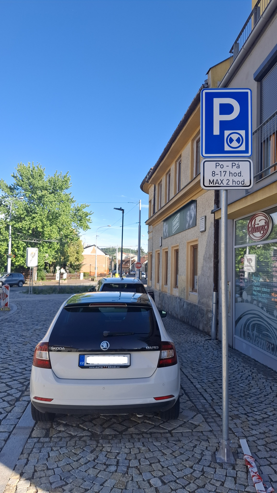 dopravní značení u Staré hasičky